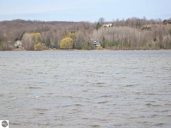 4th image of S Lake Leelanau Dr