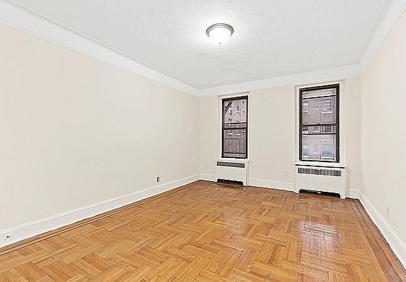 3rd image of 529 E 85th St #3EN