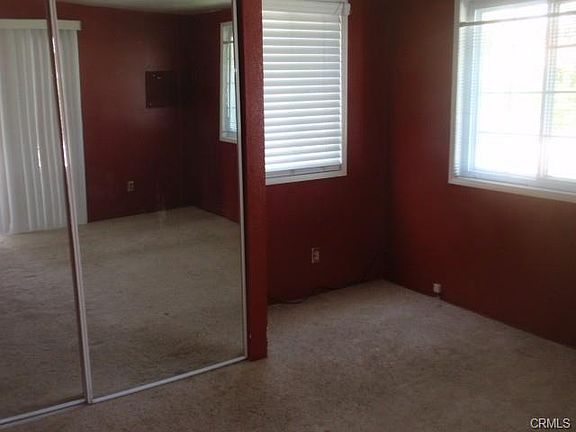 4th image of 8243 Redwood Ave
