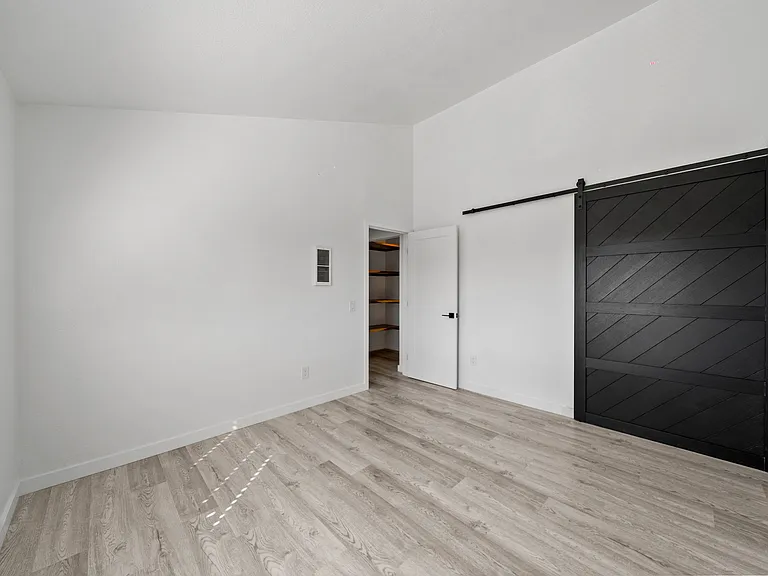 1101 Colusa St #2 — Photo 22