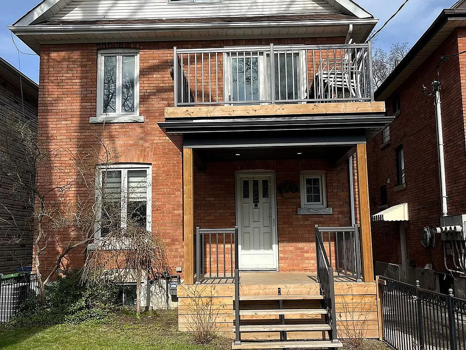 157 Medland St