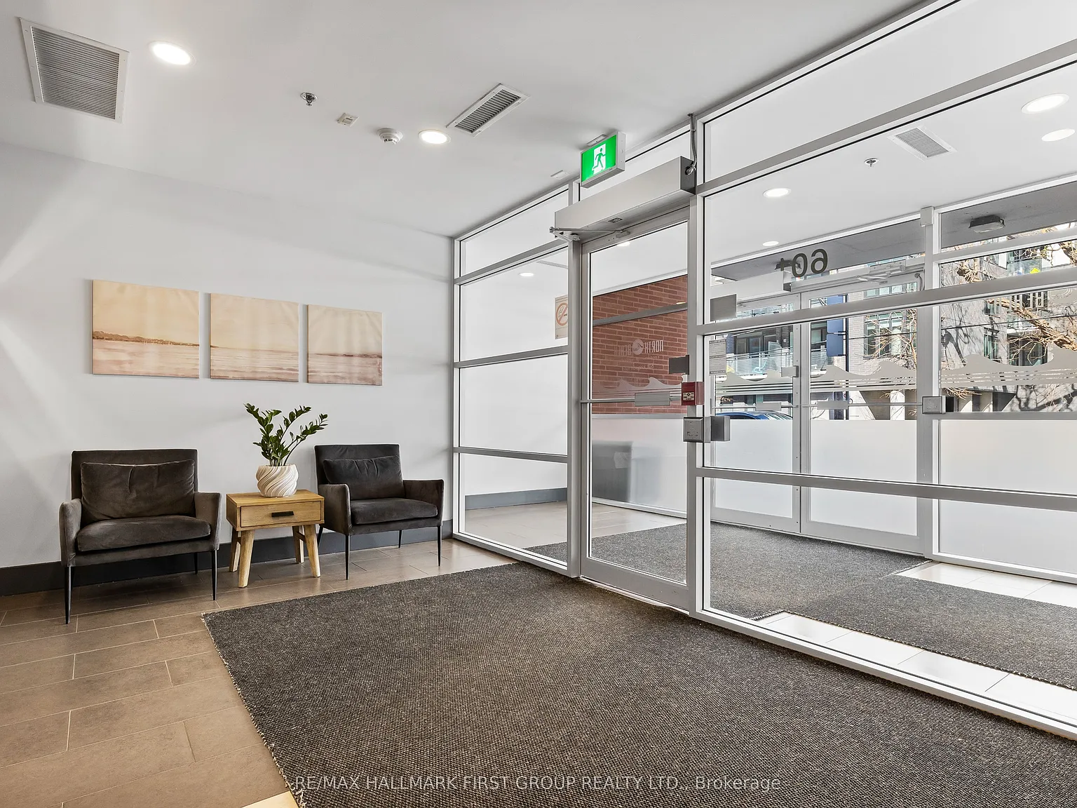 North Beach Lofts — Photo 4