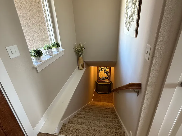 1389 Kiersten Dr — Photo 2