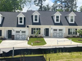 3908 Sudley Poin, Jamestown, NC 27282