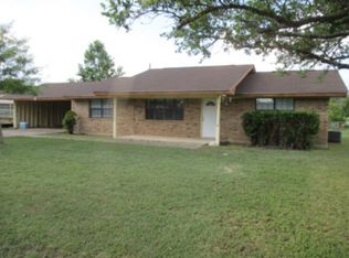 125 Riverpark Dr, Ingram, TX 78025