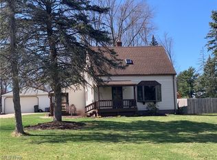 8206 Ridgedale Rd, North Royalton, OH 44133