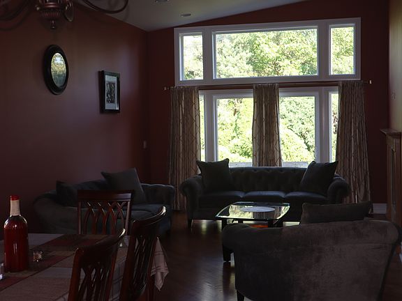 5th image of 7045 N Kedvale Ave