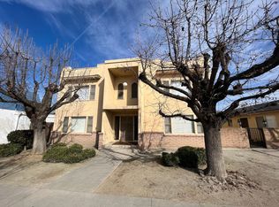 1124 E St APT A, Reedley, CA 93654