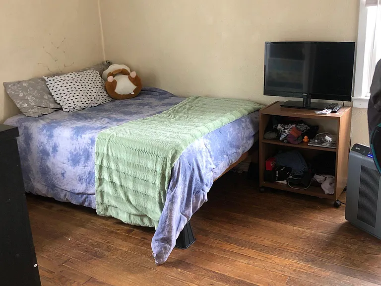 348-350 Delaware Cir — Photo 7