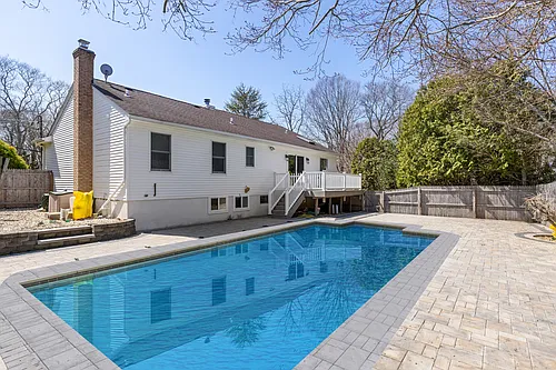 52 Summit Dr Photo 1