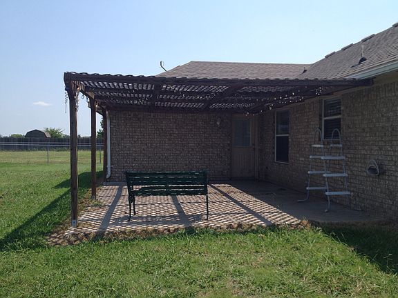 4th image of 440 Green Acres Dr