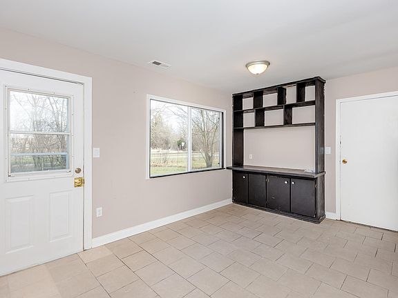 3rd image of 21949 E Churchill Dr