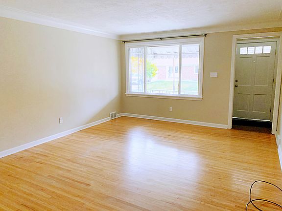 2nd image of 341 Callodine Ave