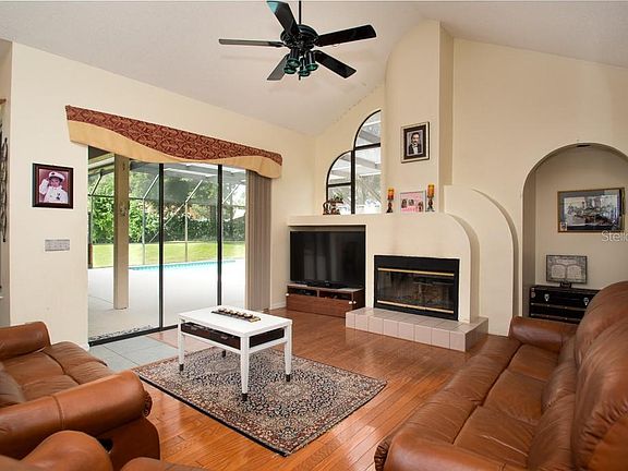 3rd image of 401 Pine Warbler Way N
