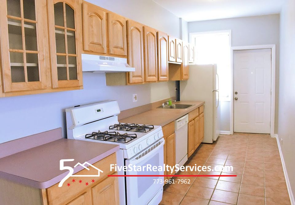 1st image of 4614 N Kedzie Ave #303