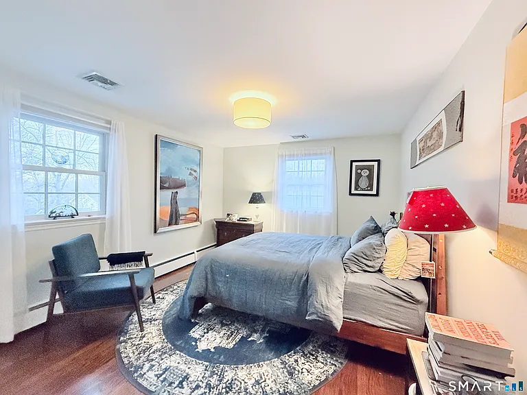 139 Highland Ave — Photo 27