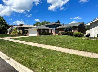 14925 Dogwood Dr, Orland Park, IL 60462