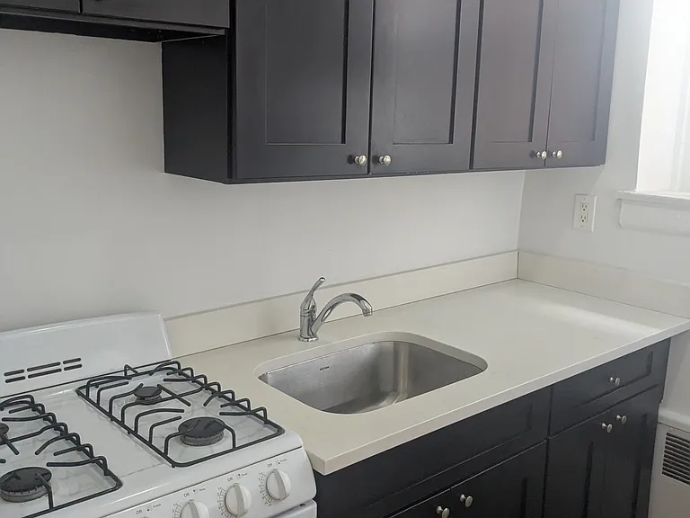 41-24 50th St #LC — Photo 3