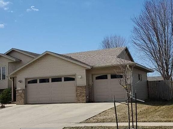 2nd image of 3931 Birmingham Ln NW