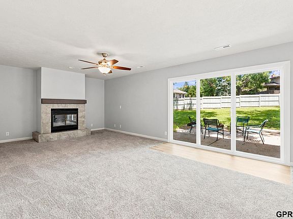 3rd image of 10754 Suffolk Cir