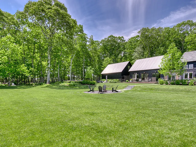 745 Golfview Ct — Photo 19