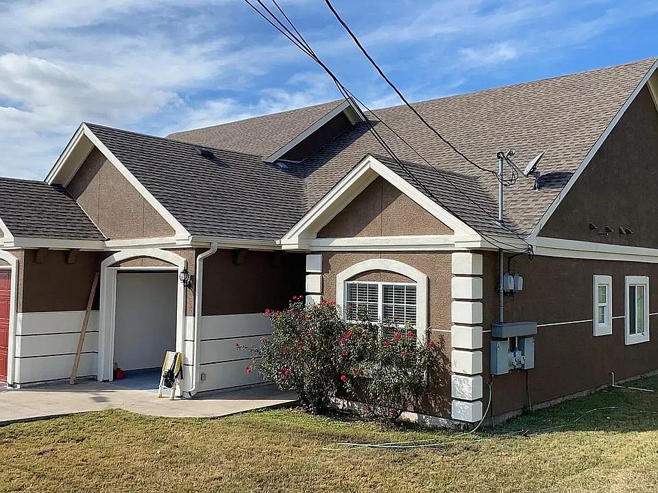 1st image of 404 Mesa Dr Unit A