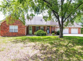 218 Cardinal Ln, Eufaula, OK 74432
