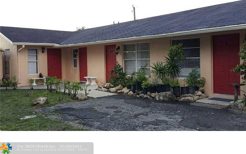 2nd image of 3871 Oswego Ave