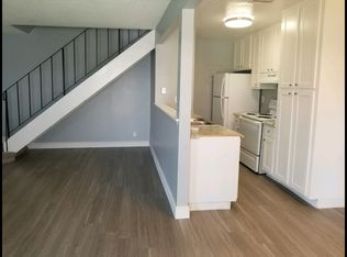 105 E Tiffany Dr APT 3, Mangonia Park, FL 33407