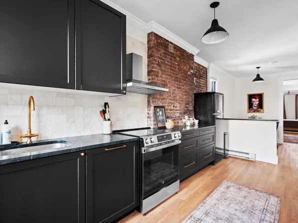 317 Pavonia Avenue image 1 of 12