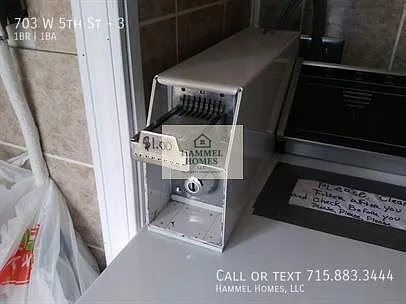 703 W 5th St #3 — Photo 24