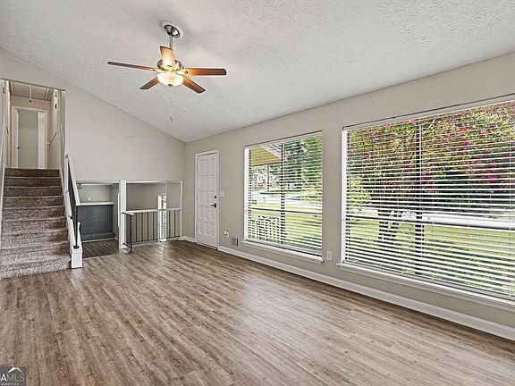 5th image of 9262 Raven Dr