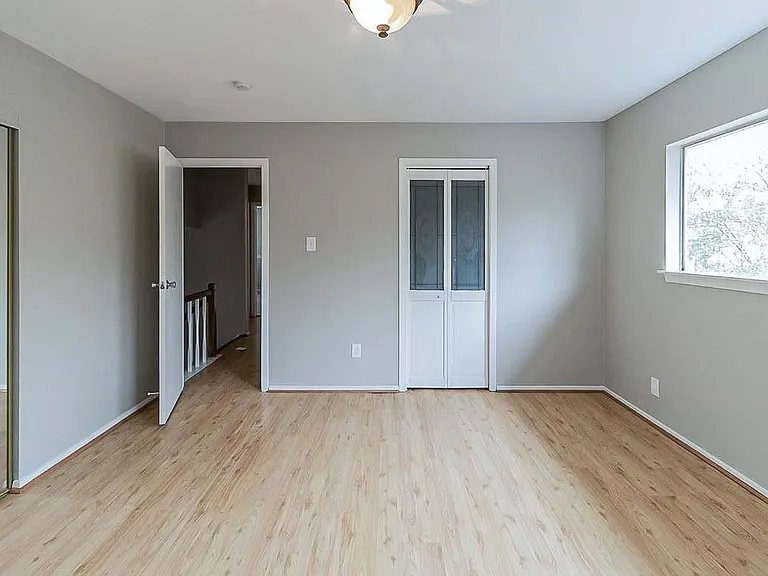 14410 Louetta Rd — Photo 4