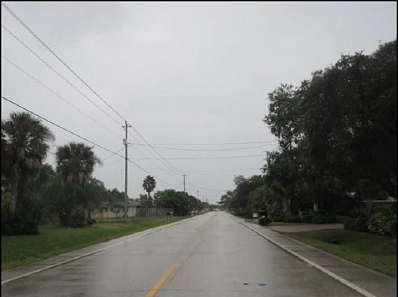 2nd image of 212 Bayshore Rd