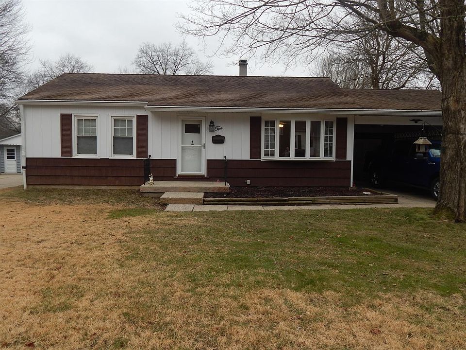 1st image of 10 Apple Lane Dr