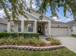 18204 Tivoli Ln, Lutz, FL 33558