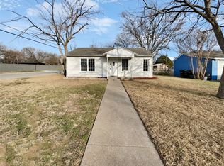 5001 Cedar Hill Rd, Fort Worth, TX 76116