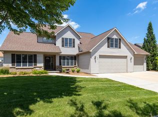 2706 E Sundance Dr, Appleton, WI 54913