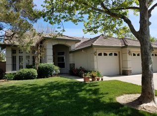 1050 Houston Cir, Folsom, CA 95630
