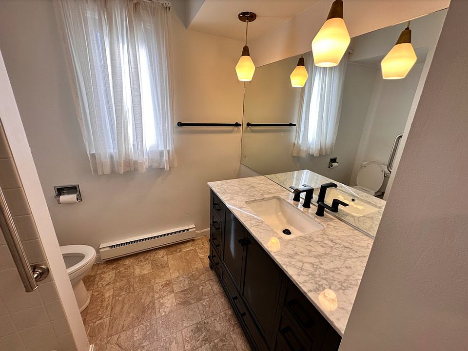 1st image of 1307 Highland Ave APT 4