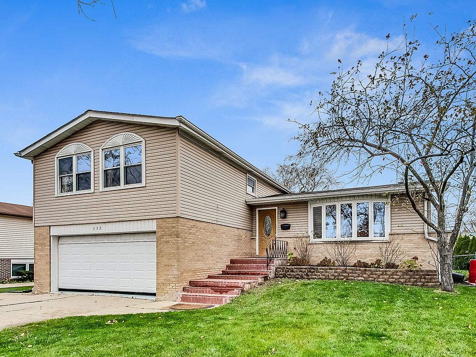 1st image of 332 Lawn Ln