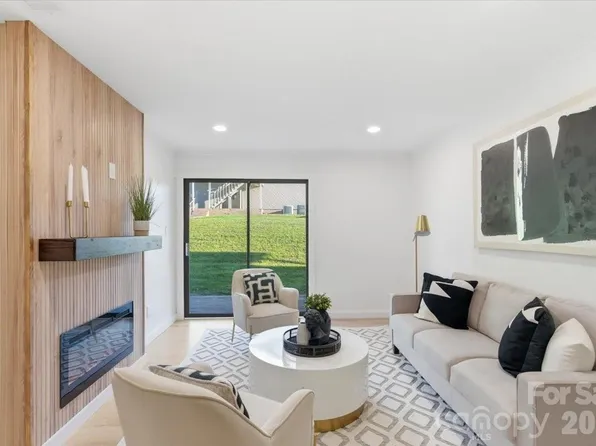 249 Three Country Club Dr NE, Concord, NC 28025