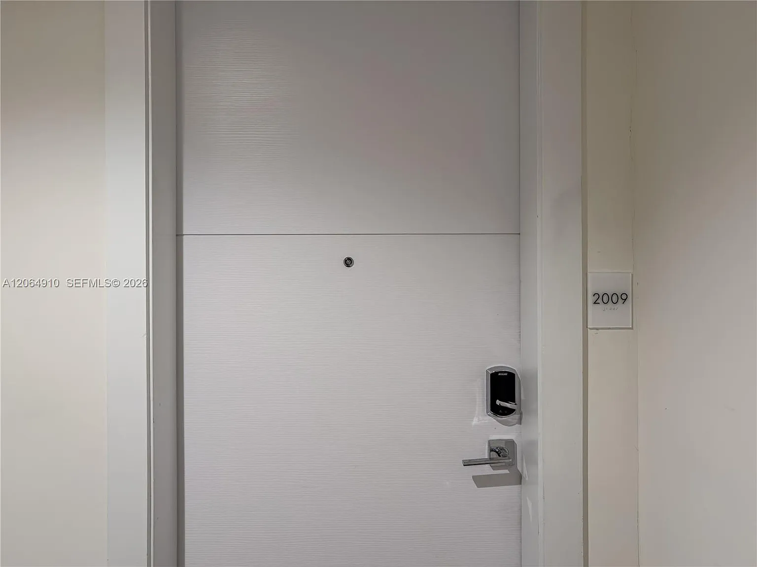 Metropica North Tower One — Photo 2