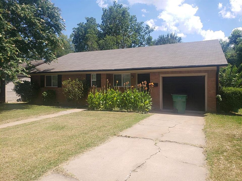 1st image of 3607 Briscoe St
