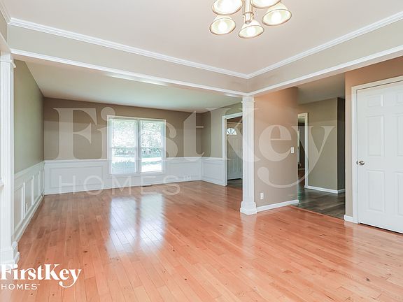 5th image of 3598 Whispering Woods Dr