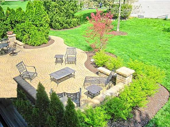 3rd image of 12846 Stonecreek Dr