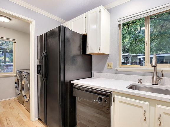 2nd image of 14614 NE 81st St #3-A