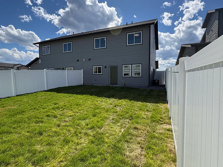 2754 Ruger Rd #B — Photo 2