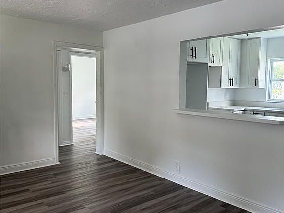 3rd image of 200 FAIRFIELD STREET
