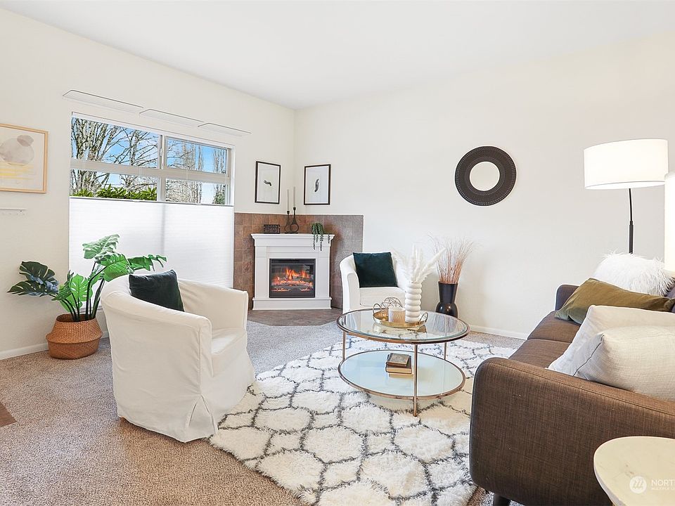 1st image of 4218 156th Street SW #7C